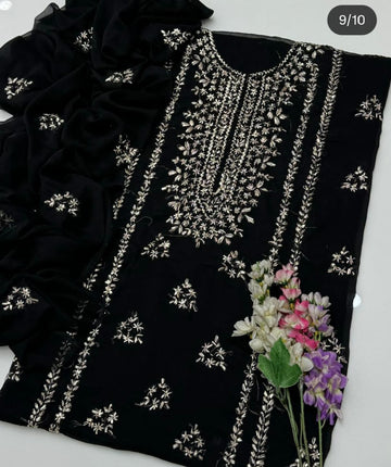 2-Piece Handmade Bember Crinkle Dress – Gotta Gala Bail Shirt & Boti Dupatta