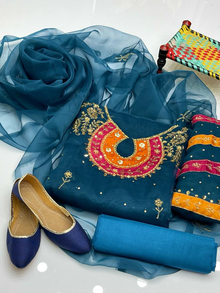 4-Piece Unstitched Organza Dress – Aari Zari Work with Patch Bazo, Dupatta & Khussa