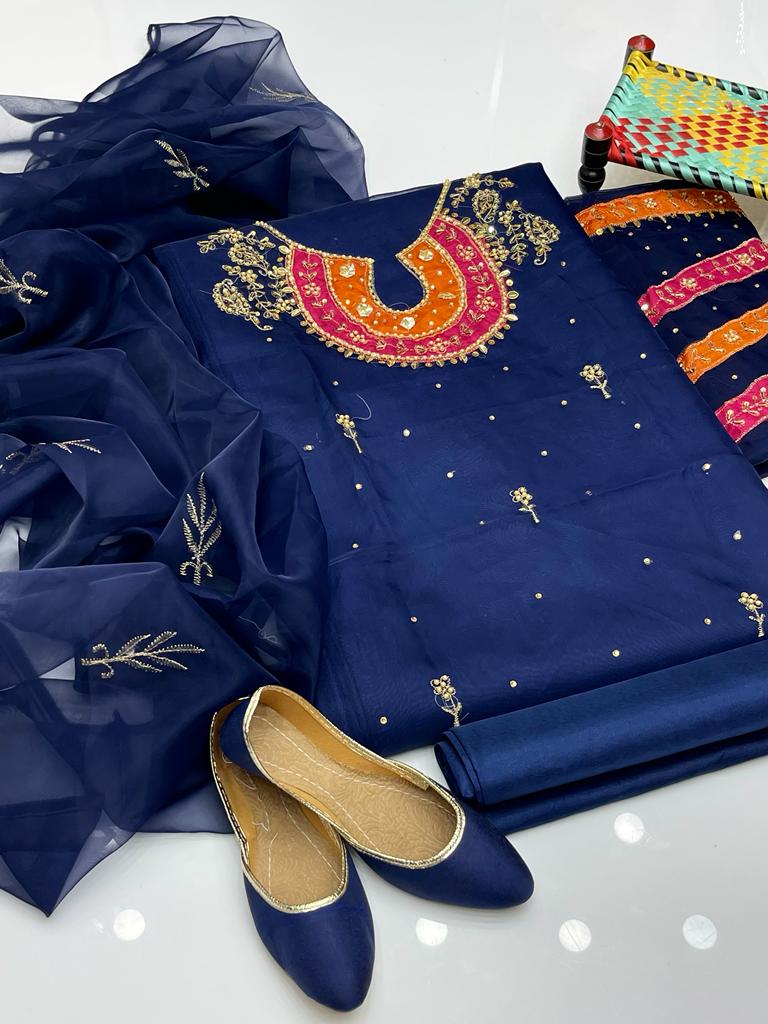 4-Piece Unstitched Organza Dress – Aari Zari Work with Patch Bazo, Dupatta & Khussa