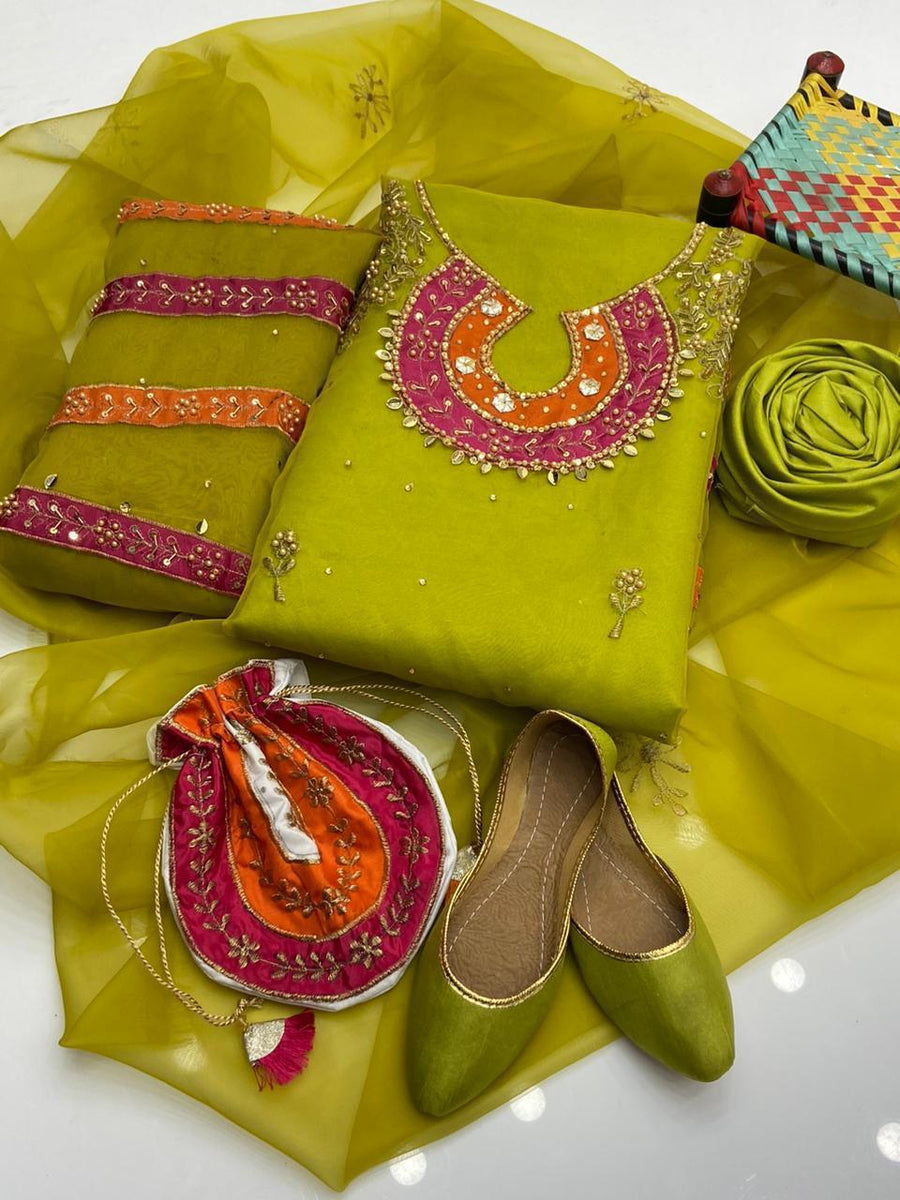 5-Piece Unstitched Organza Dress – Tilla Aari Embroidery with Khussa & Bag