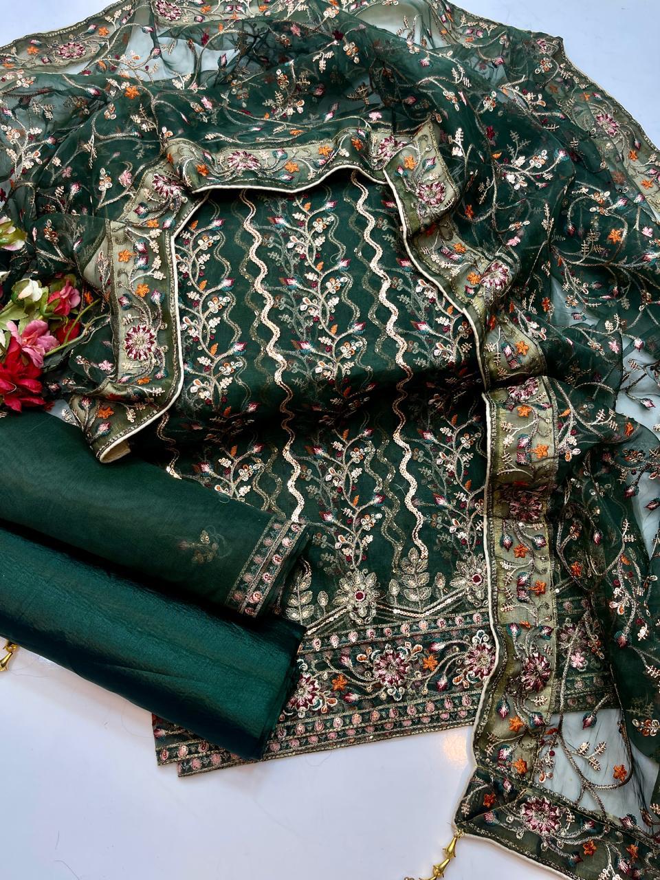 3-Piece Luxury Organza Dress – Jaal Work Shirt, Embroidered Sleeves & Net Shawl Dupatta