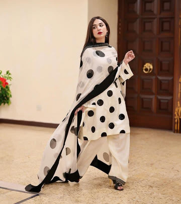 3-Piece Unstitched Organza Brushpant Dress – Kataan Trouser & Patch Dupatta