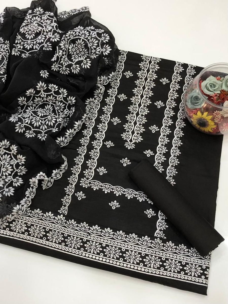 3-Piece GTM Lawn Embroidered Suit – Chiffon Dupatta with Motif & Cotton Trouser