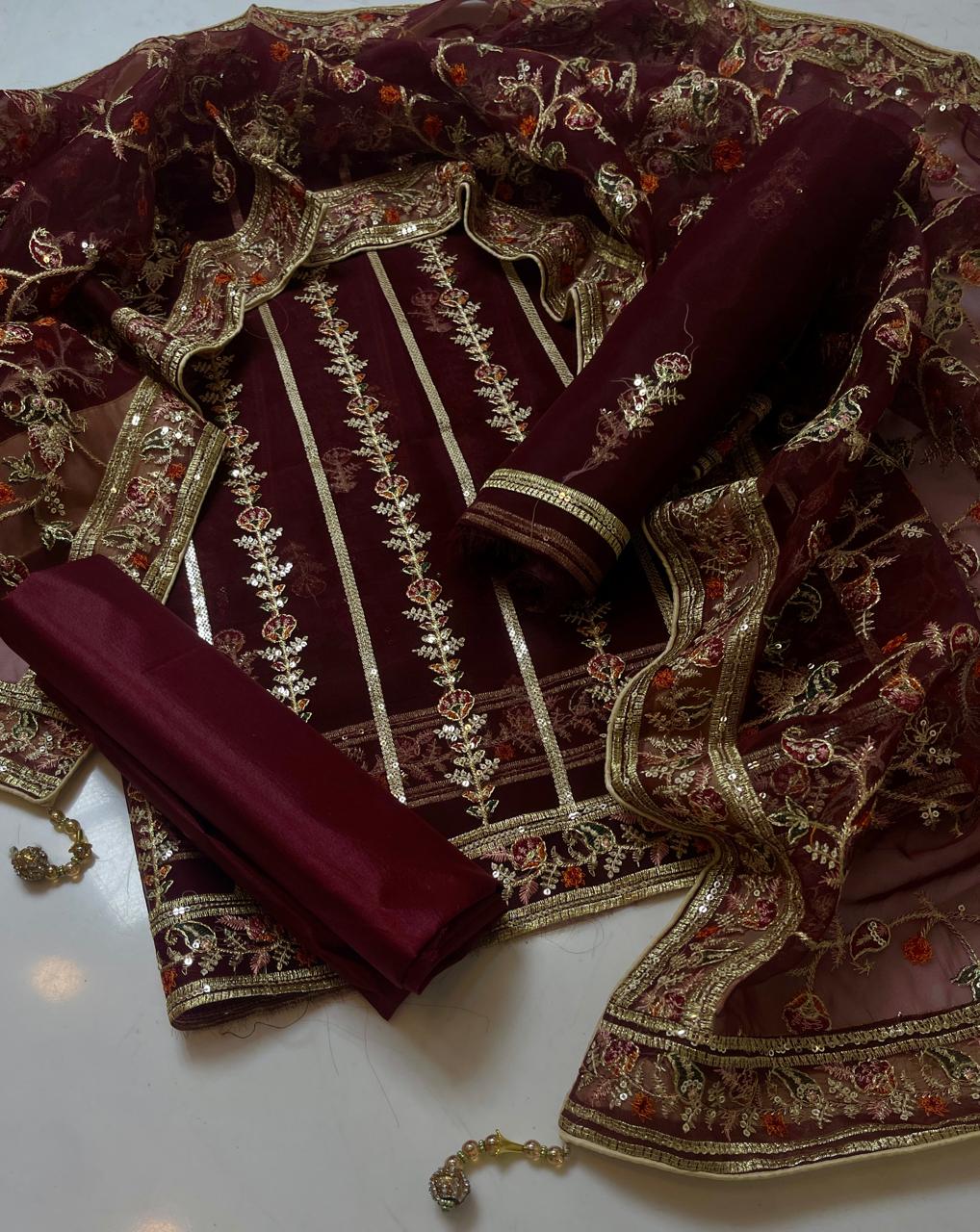 3-Piece Luxury Organza Dress – Jaal Work Shirt, Embroidered Sleeves & Net Shawl Dupatta